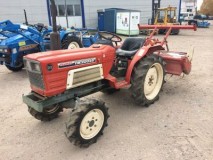Minitraktor Yanmar YM2002